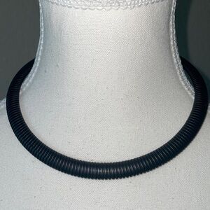 Black Chocker